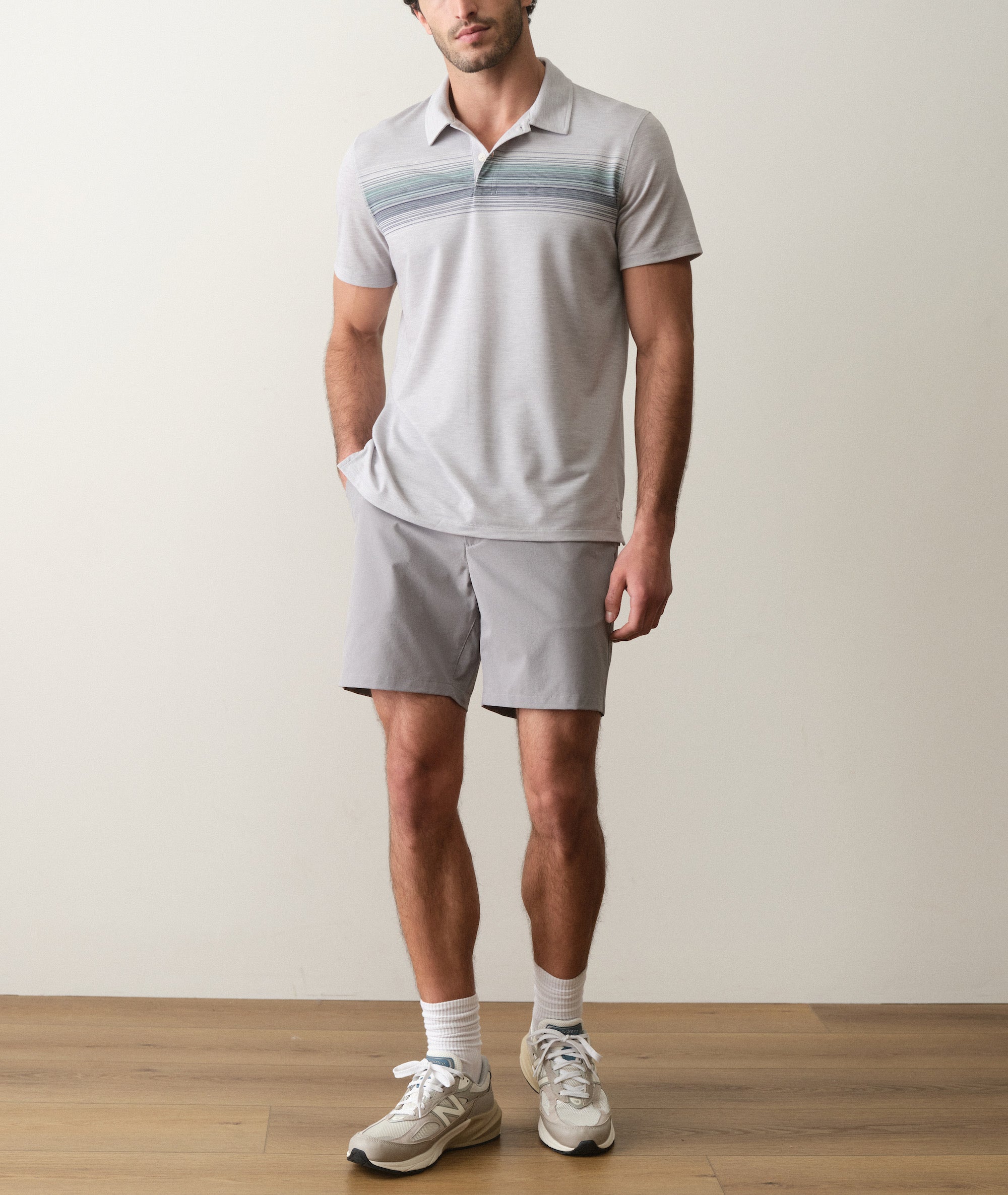 7" Hybrid Short