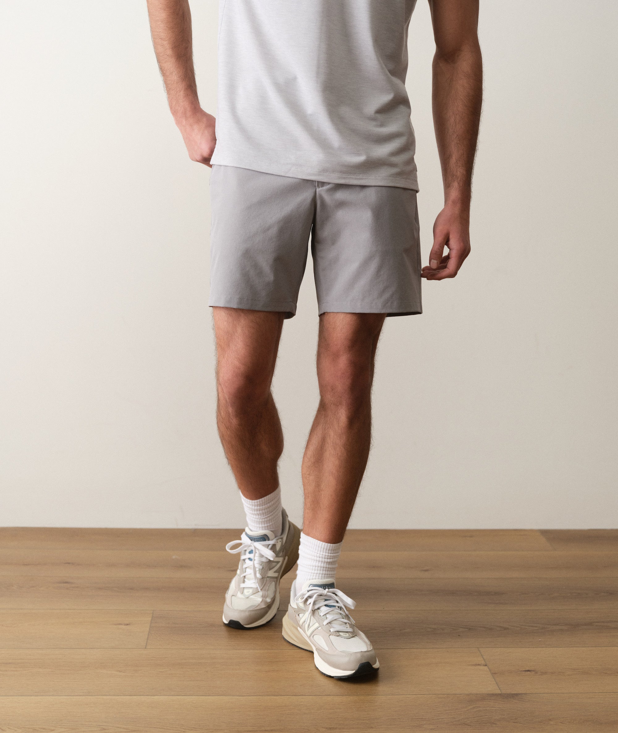 7" Hybrid Short