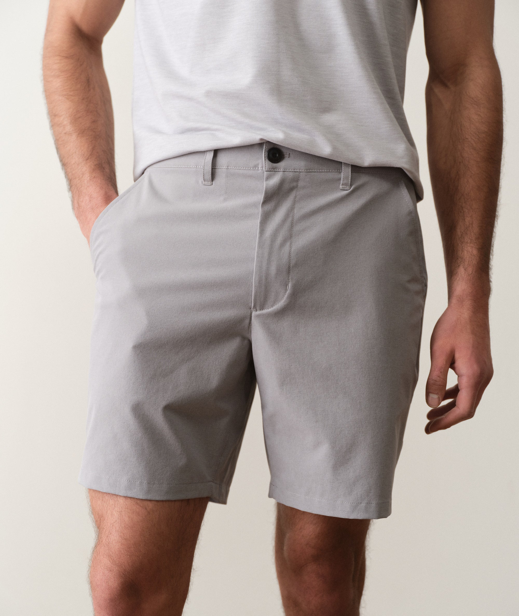 7" Hybrid Short